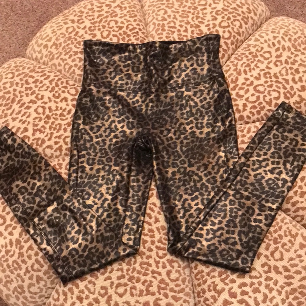 Spanx size medium faux leather leopard leggings